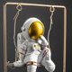thumbnail image 4 of Estatua escultura hombre del espacio Sunnimix figuritas portátiles, 4 of 7