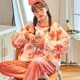 thumbnail image 1 of Conjunto de Pijama de franela para Mujer, ropa de dormir de terciopelo a rayas con estampado de amor, 2 piezas, Otoño e Invierno, 1 of 4