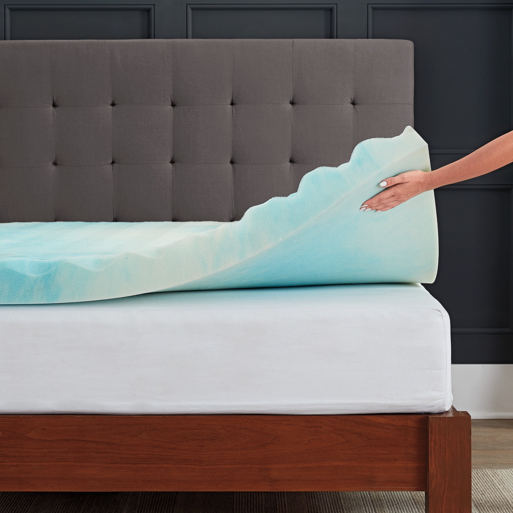 Brookstone 4in Memory Foam Mattress Topper King