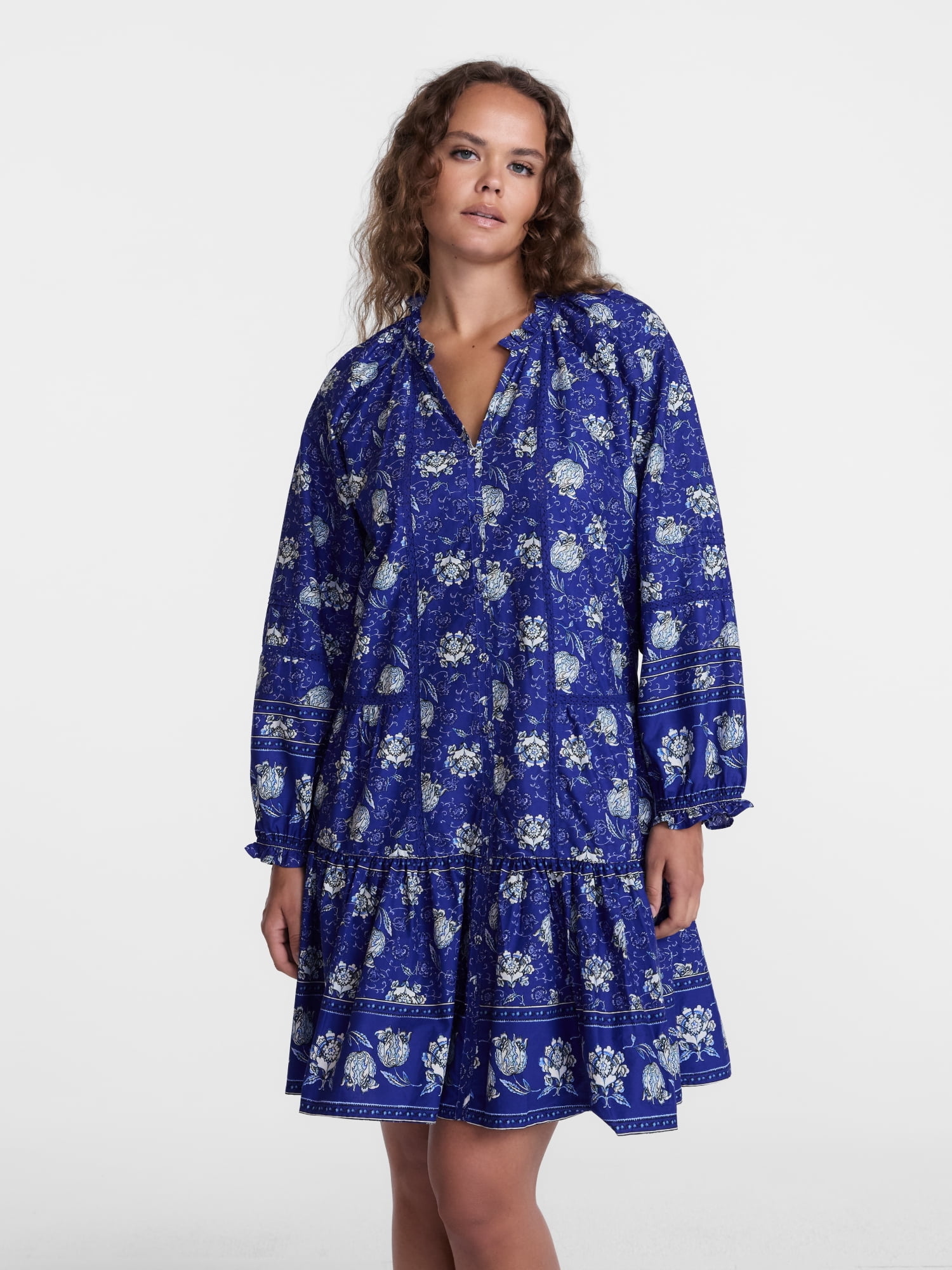 Scenario Women's and Women's Plus Tiered Hem Dress with Long Sleeves, Sizes XS-4X