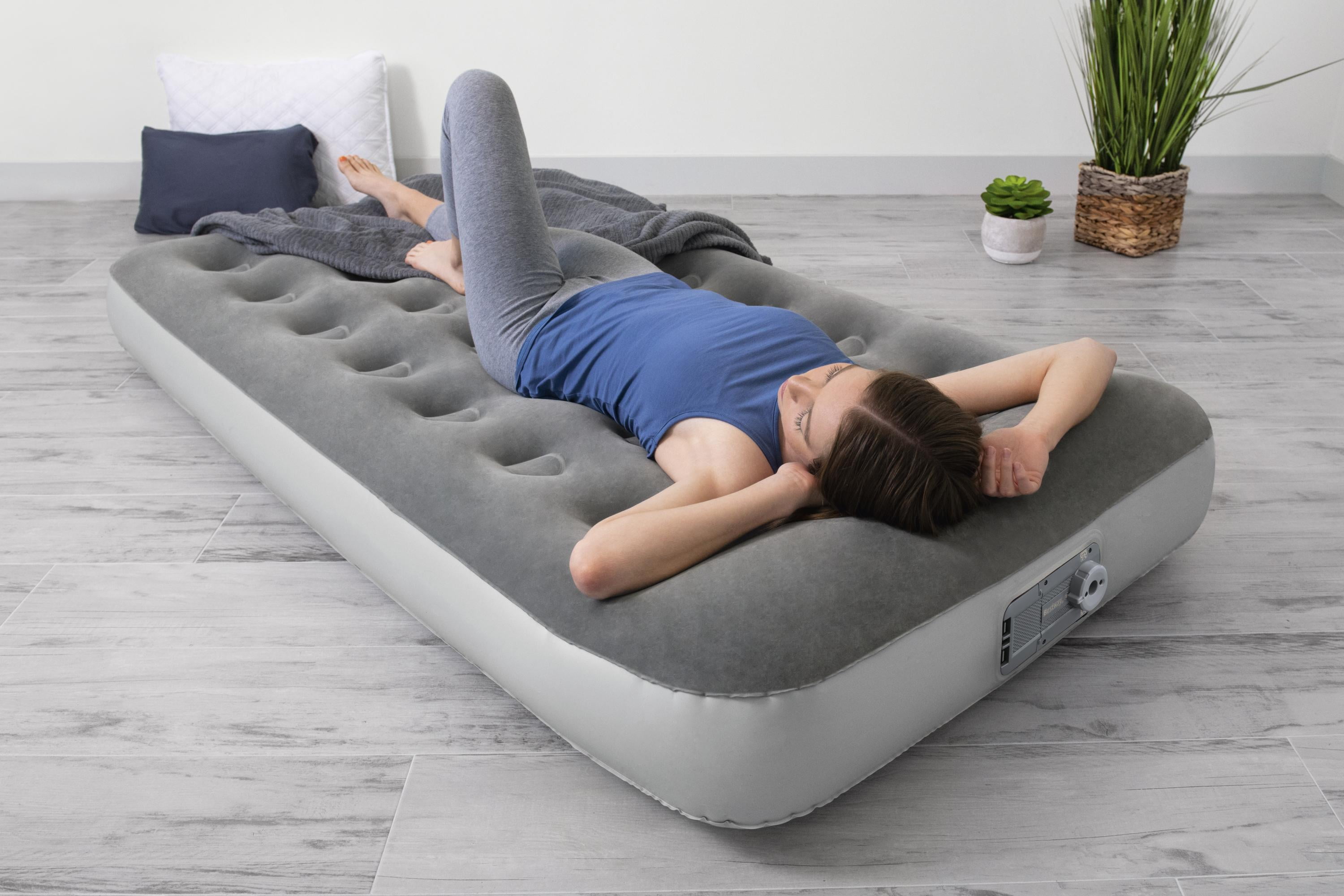 full size air mattress with foot pump