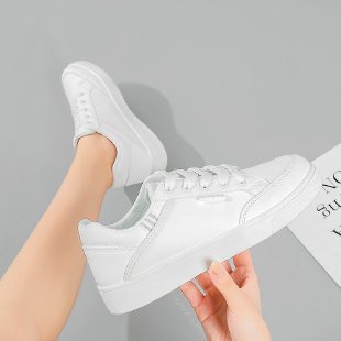Zapatillas de plataforma para mujer, zapatos de suela gruesa, zapatillas de cuero coreanas, zapatillas blancas sin cordones, zapatos vulcanizados informales a la moda con cordones Spring36 Gao Jinjia LED