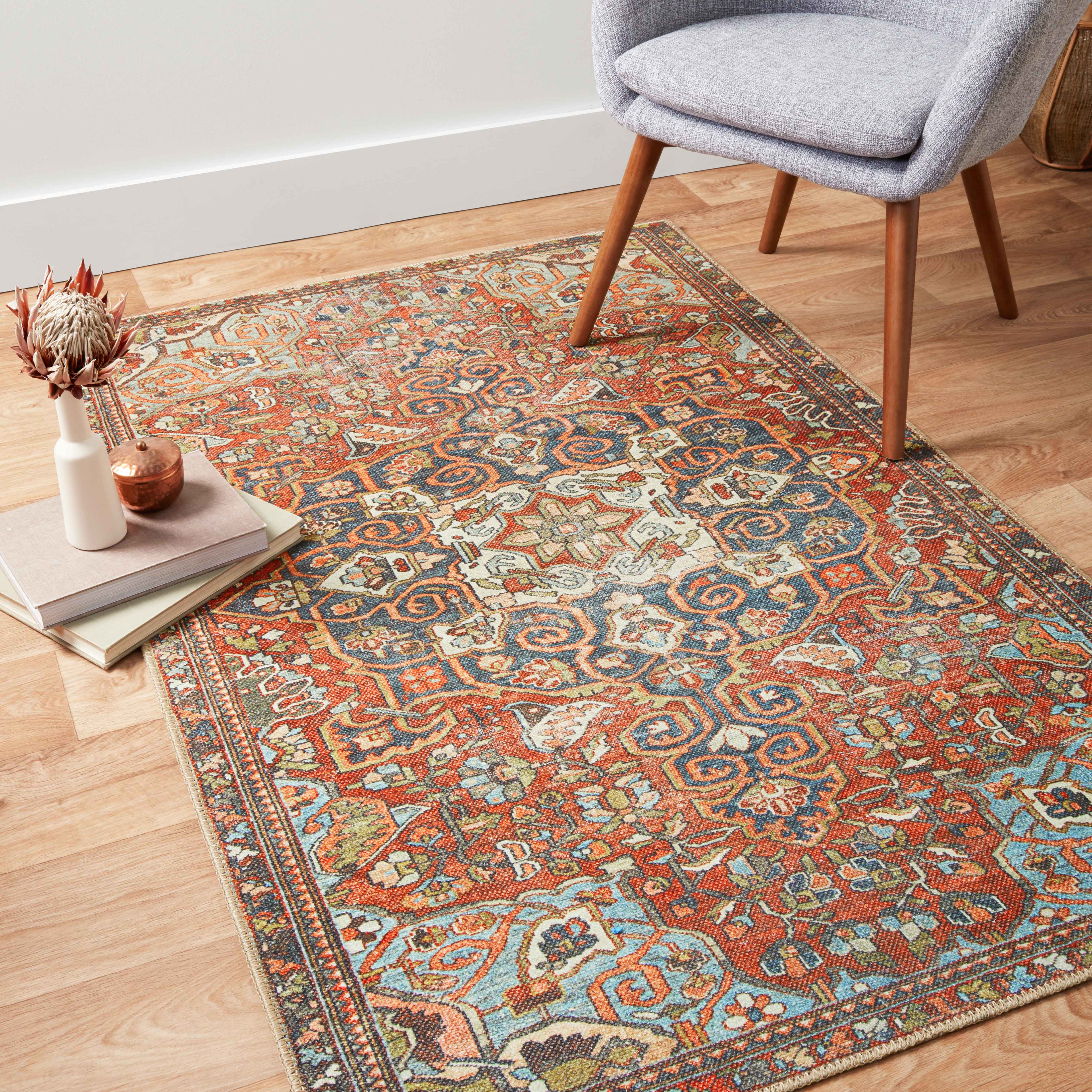 Echo Loom Grand Havana Red / Multi 2'-0" x 5'-0" Accent Rug
