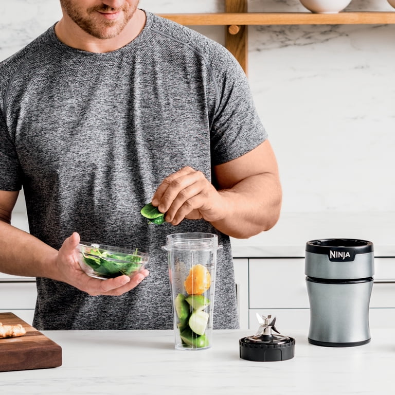 Ninja Nutri-Blender Plus Compact Blender with To-Go Cups photo 2