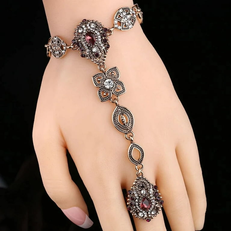 Anguthi top wale bracelet