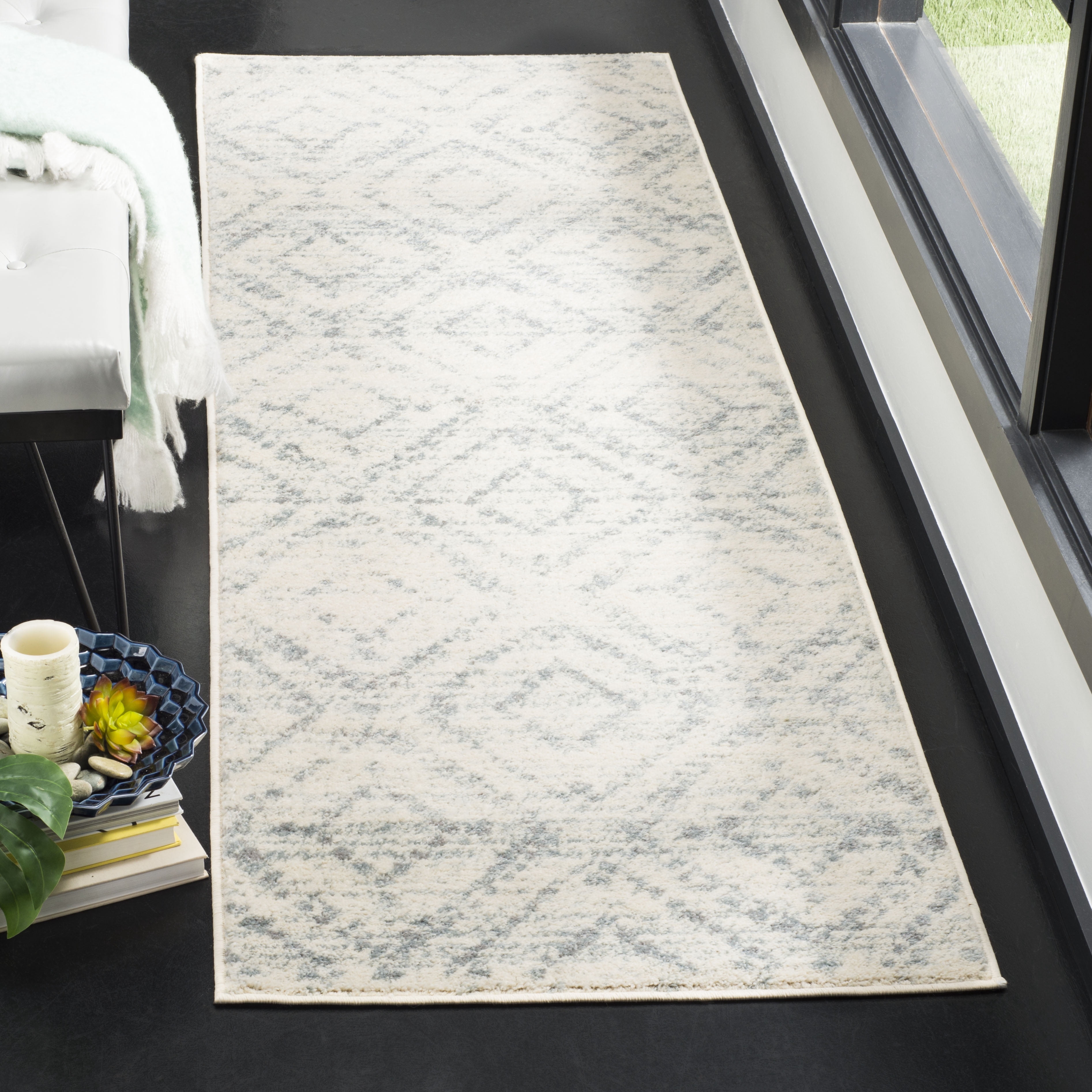 Safavieh Adirondack Lecia Geometric Runner Rug, Ivory/Light Blue, 2'6" x 12'