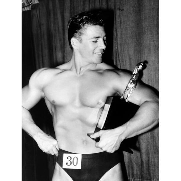 Mickey Hargitay Who Has Just Won The Amateur Mr Universe Contest In London 1955 Photo Print 16 X 20 Walmart Com Walmart Com