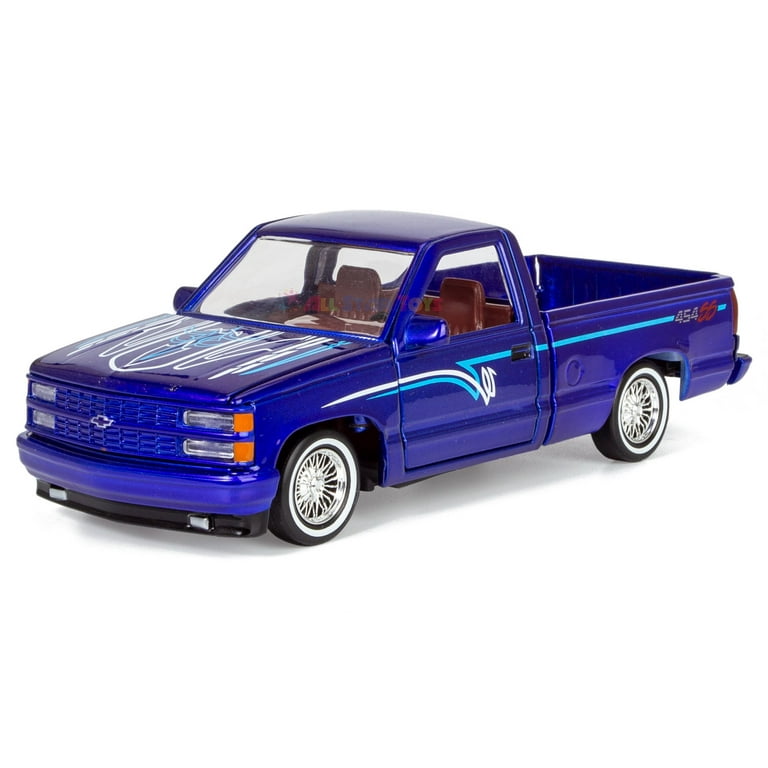 Chevrolet 1992 C1500 454SS Get Low Series 1/24 Scale Diecast