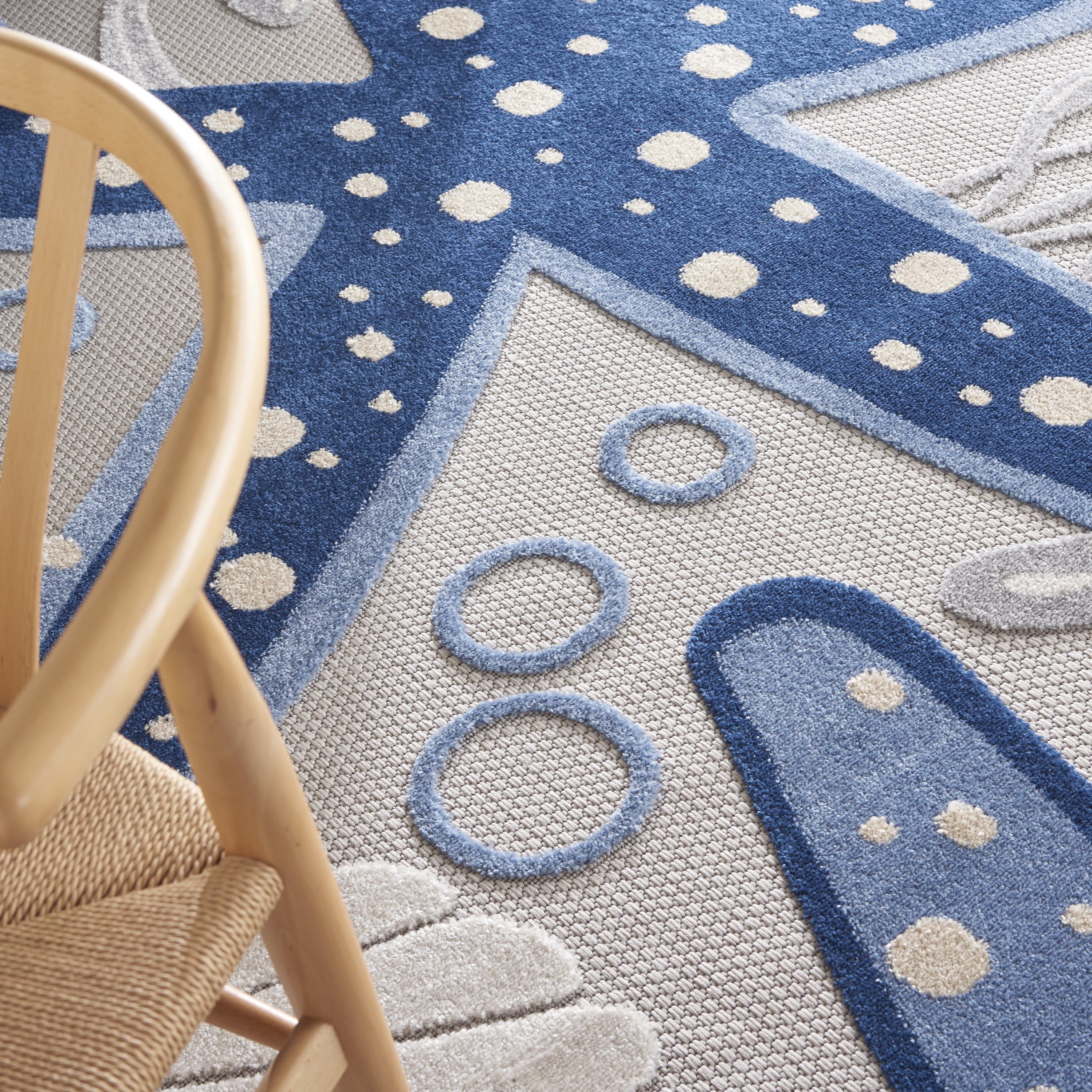 Nourison Aloha Indoor/Outdoor Coastal Tropical Blue/Grey 7' x 10' Area Rug, (7' x 10')