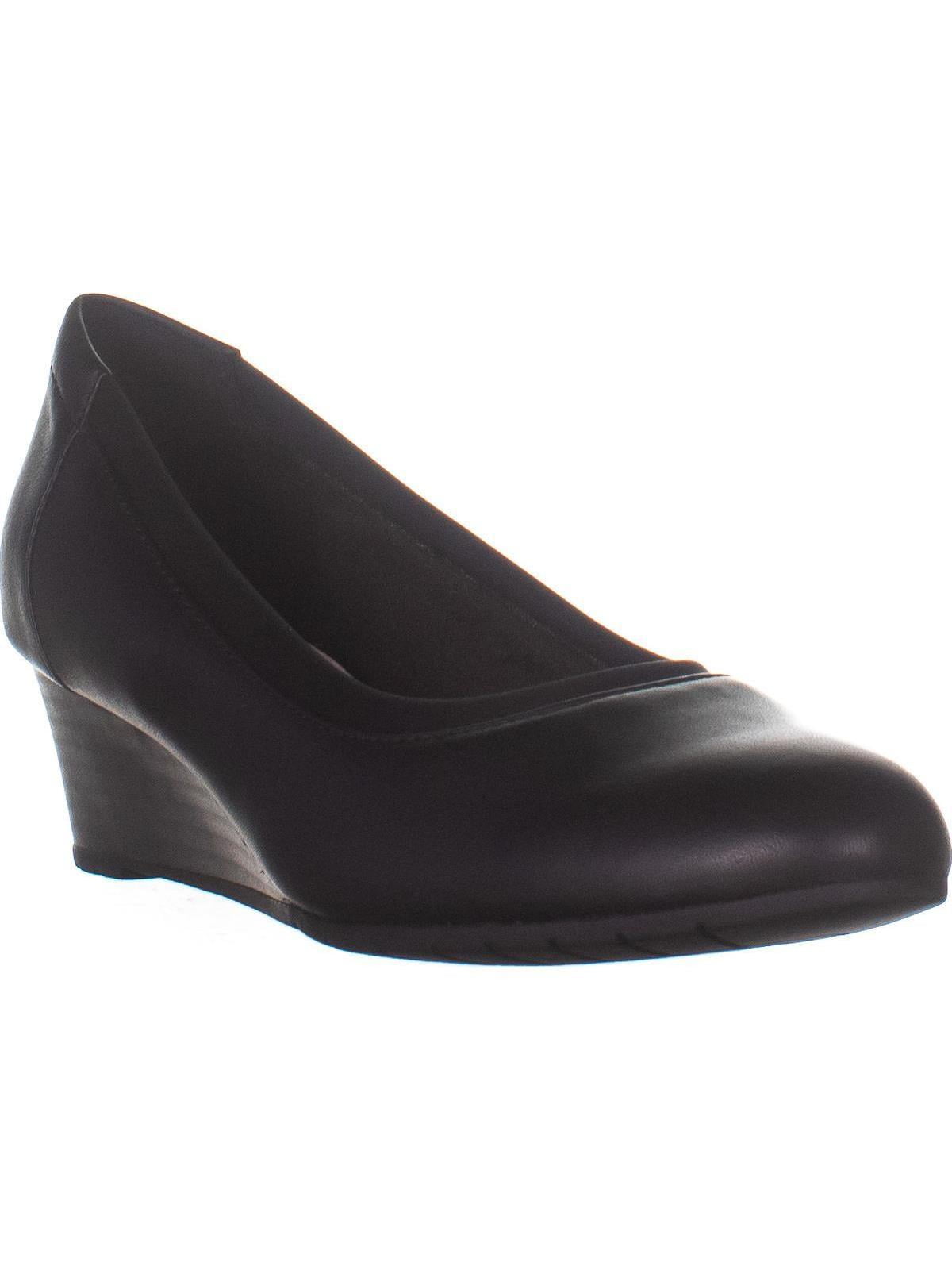clarks mallory wedge pump