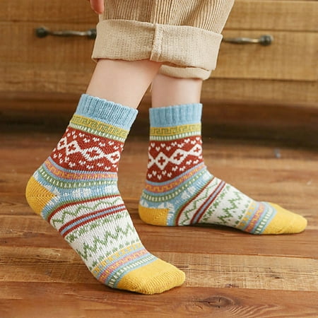 

Beechoice 5 Pairs Warm Socks Women Wool Socks for Winter Soft and Thick Knit Cozy Crew Socks Christmas Gift Socks
