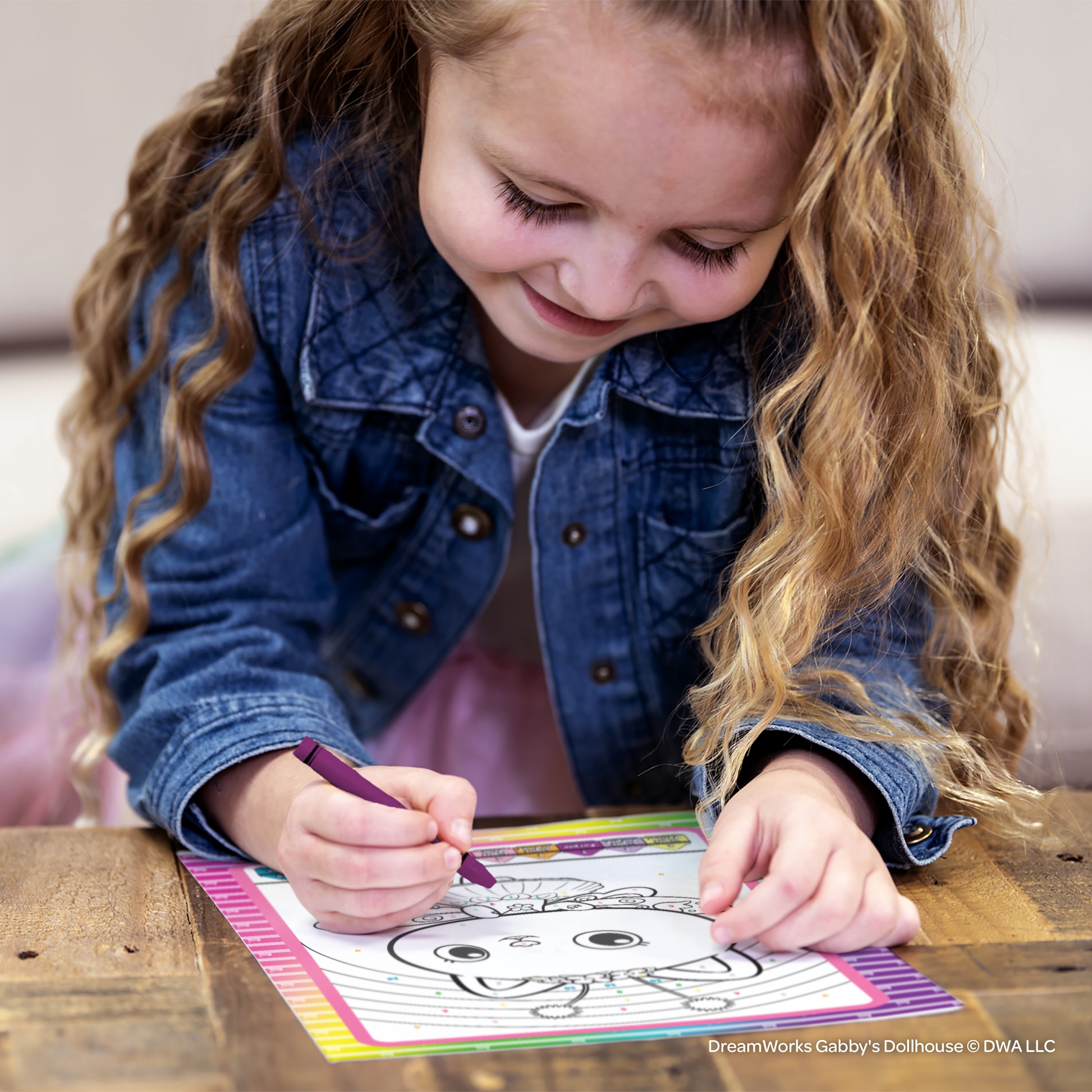GABBY'S DOLLHOUSE COLOR BY NUMBER BOOK WITH 8 CRAYONS