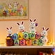 thumbnail image 4 of Figura Decorativa de Conejito de Pascua | Conejito de Resina con Flores | Decoración de Mesa para Fiestas de Pascua | para La Repisa de La Chimenea Del Salón, 4 of 4