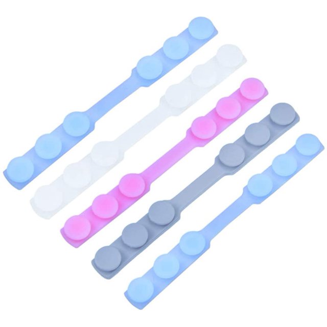 Paquete de 5 ganchos para máscaras, ganchos para orejas de silicona, ganchos para orejas, almohadillas para orejas, protector bucal, protección auditiva, protección facial (al azar) oso de fresa Hogar