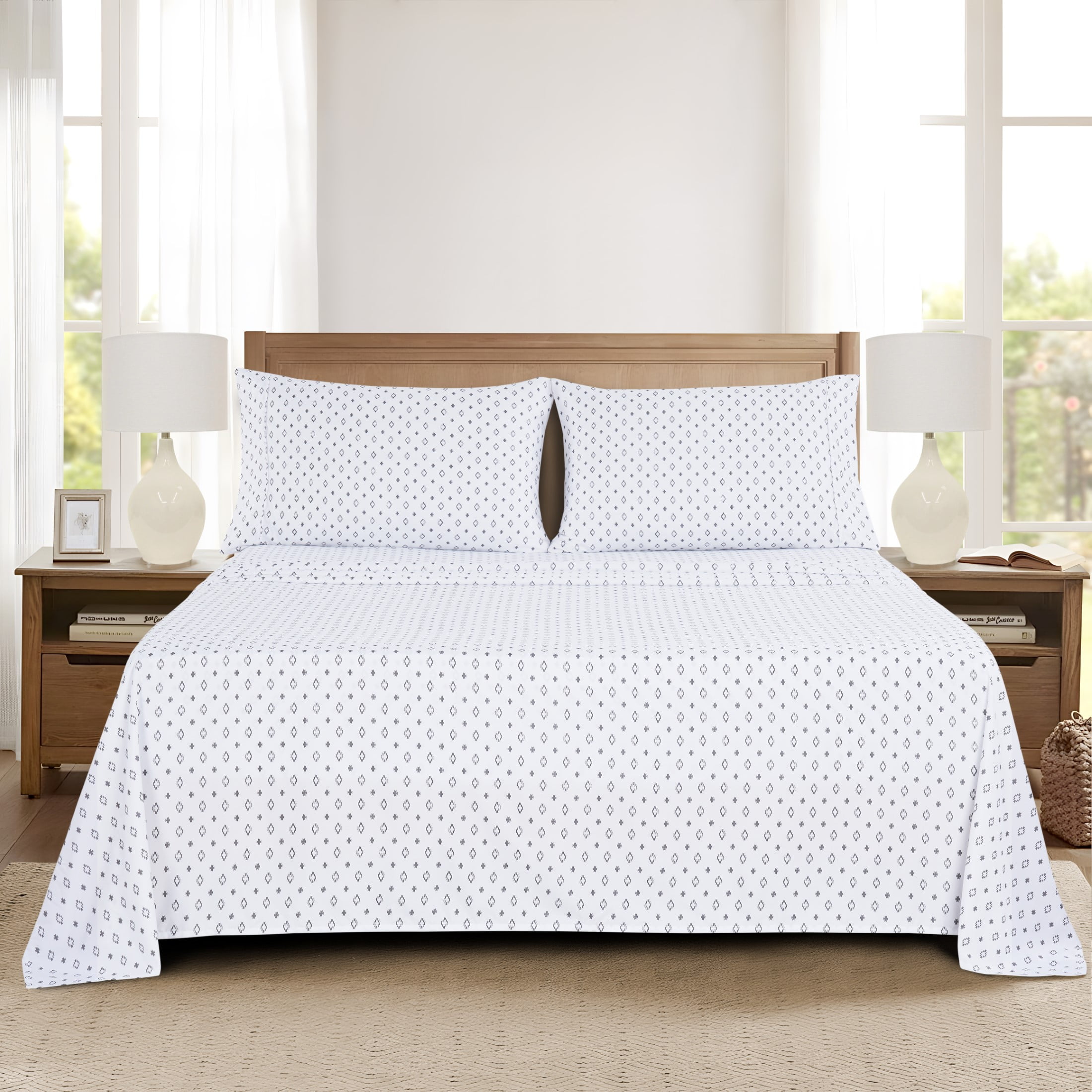 Mainstays Super Soft Brushed Microfiber Pillowcase Set, Black & White Diamond, Standard/Queen, 2 Piece