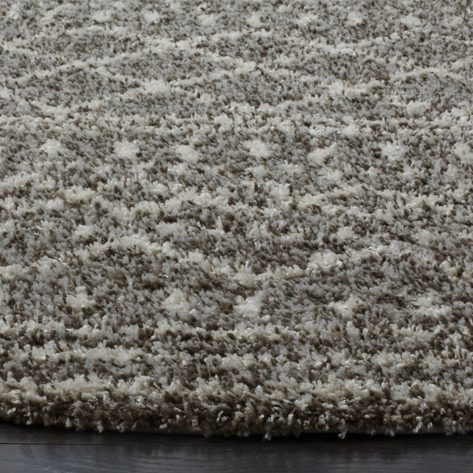 SAFAVIEH Arizona Teagan Geometric Striped Shag Area Rug, Ivory/Beige, 9' x 12'