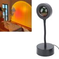 thumbnail image 1 of Lámpara de Proyeción de la Puesta de Sol, Fuente de Alimentación USB de Alto Brillo Chip LED Sunset Proyector 360 Grados ABS de Manguera Ajustable Con 5 Colores Para Mujeres, 1 of 7