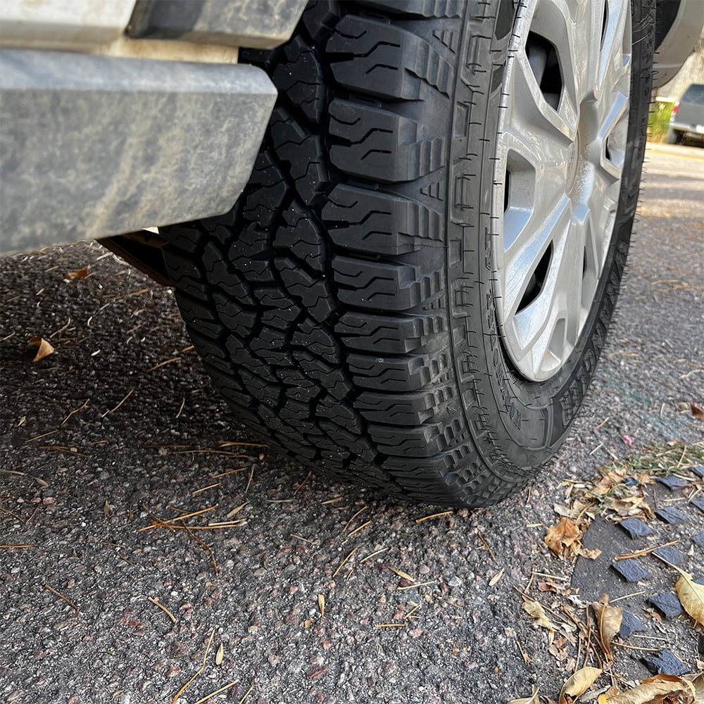 Goodyear Wrangler Workhorse At 285/45R22 114H All-Season Tire Fits: 2017-18 Chevrolet Silverado 1500 High Country, 2015-16 Chevrolet Silverado 1500 LT simolary.com 12 Goodyear Wrangler Workhorse At 285/45R22 114H All-Season Tire Fits: 2017-18 Chevrolet Silverado 1500 High Country, 2015-16 Chevrolet Silverado 1500 LT Simolary simolary.com 12