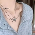 thumbnail image 4 of Collier : le Pendentif Papillon Brille au Milieu des Deux Couches, 4 of 4