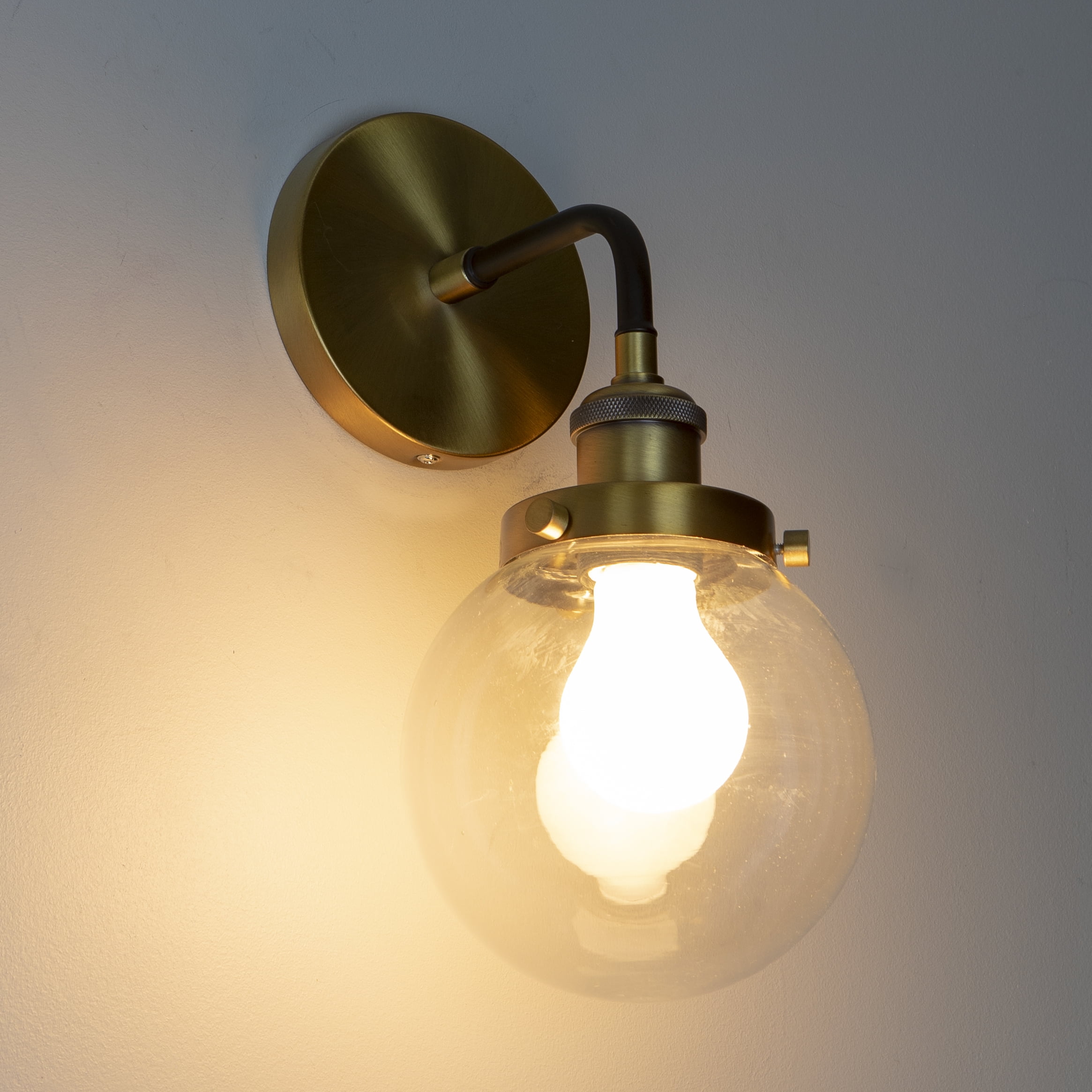 Decor Therapy Samuel suspended Wall Sconce, Oil Rubbed Bronze and Brass