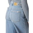 thumbnail image 5 of Levi Strauss Signature Women's and Women's Plus Vintage Cinch Loose Jeans, Sizes 2-20, 5 of 7