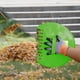 thumbnail image 4 of Rastrillo de hojas para jardín con agarre cómodo, cabezal de plástico de 10 x 11,8 para rastrillar hojas y esparcir mantillo, herramienta ligera y duradera para jardinería al aire libre para, 4 of 9