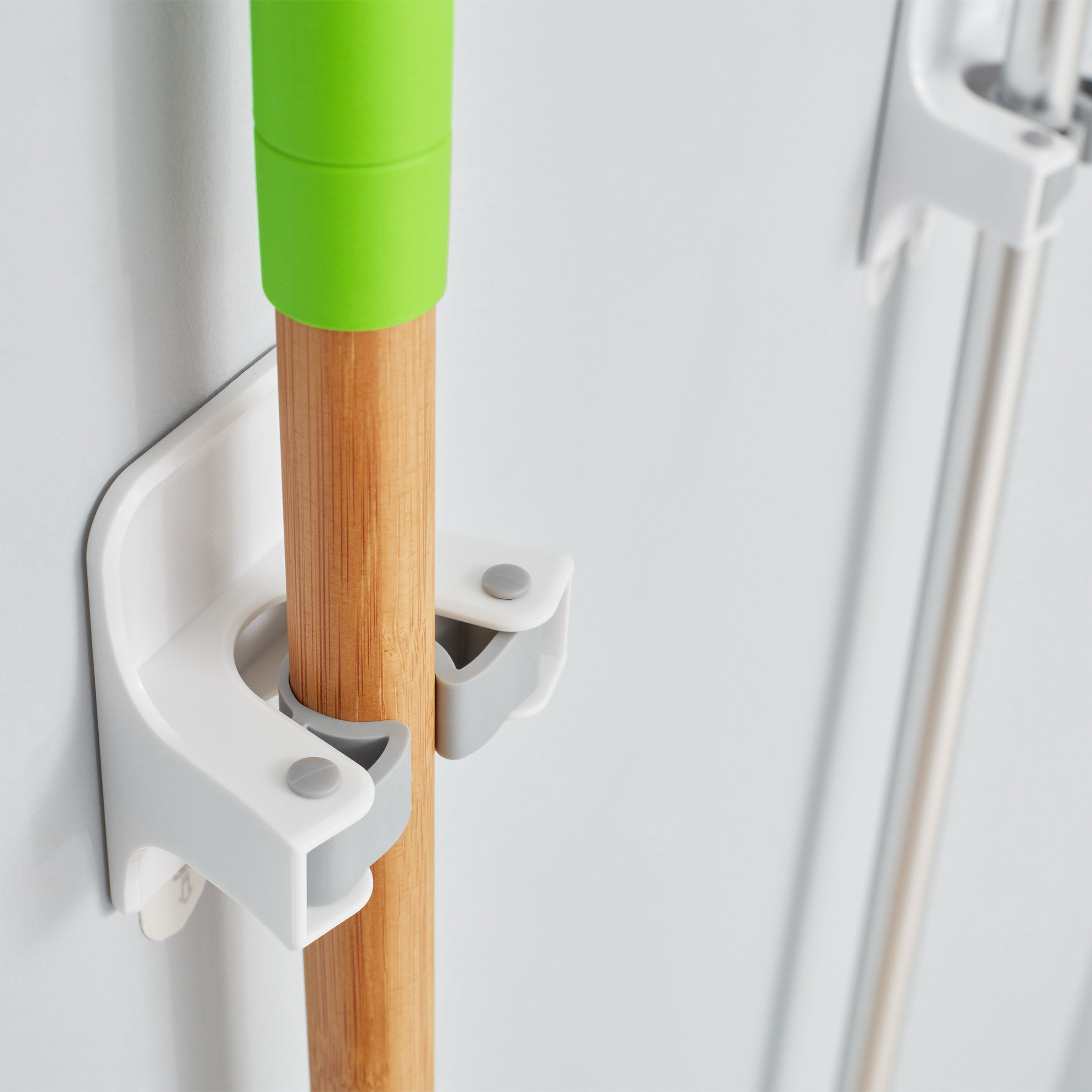 3M Command Hanging Broom and Mop Gripper, Damage-Free, 4 ct