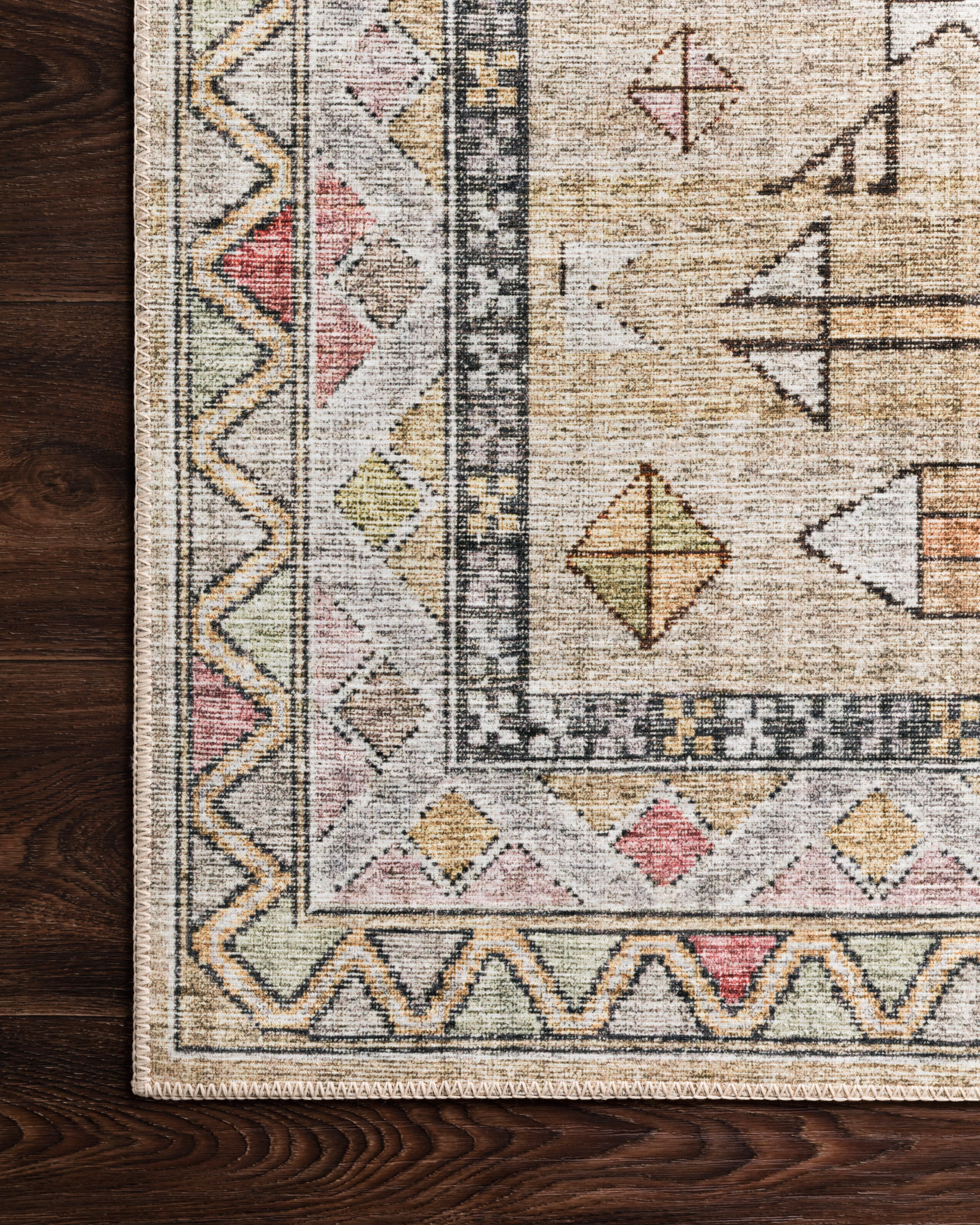 Loloi Skye Gold / Blush 8'-0" x 8'-0" Round Area Rug