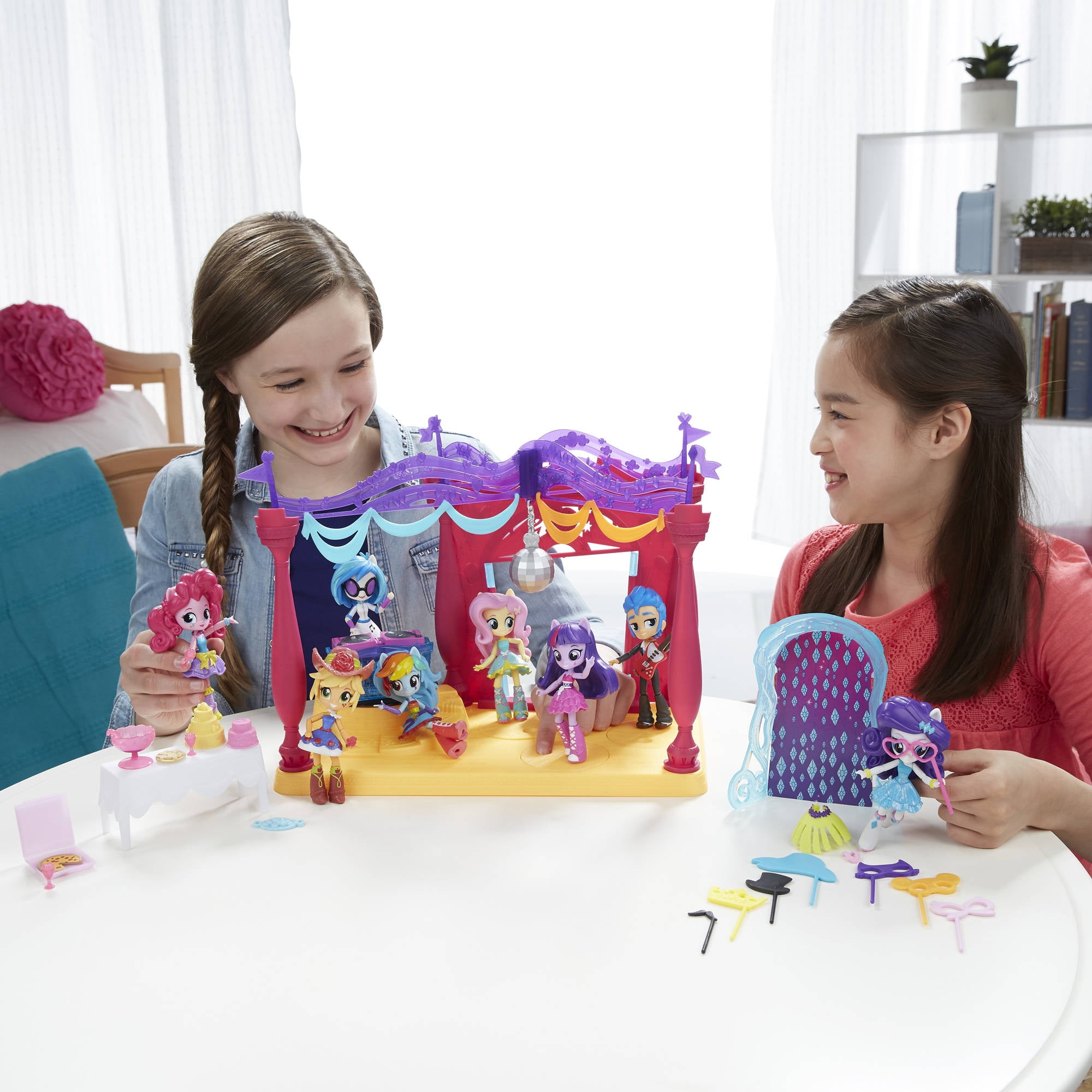 pinkie pie switch a do salon