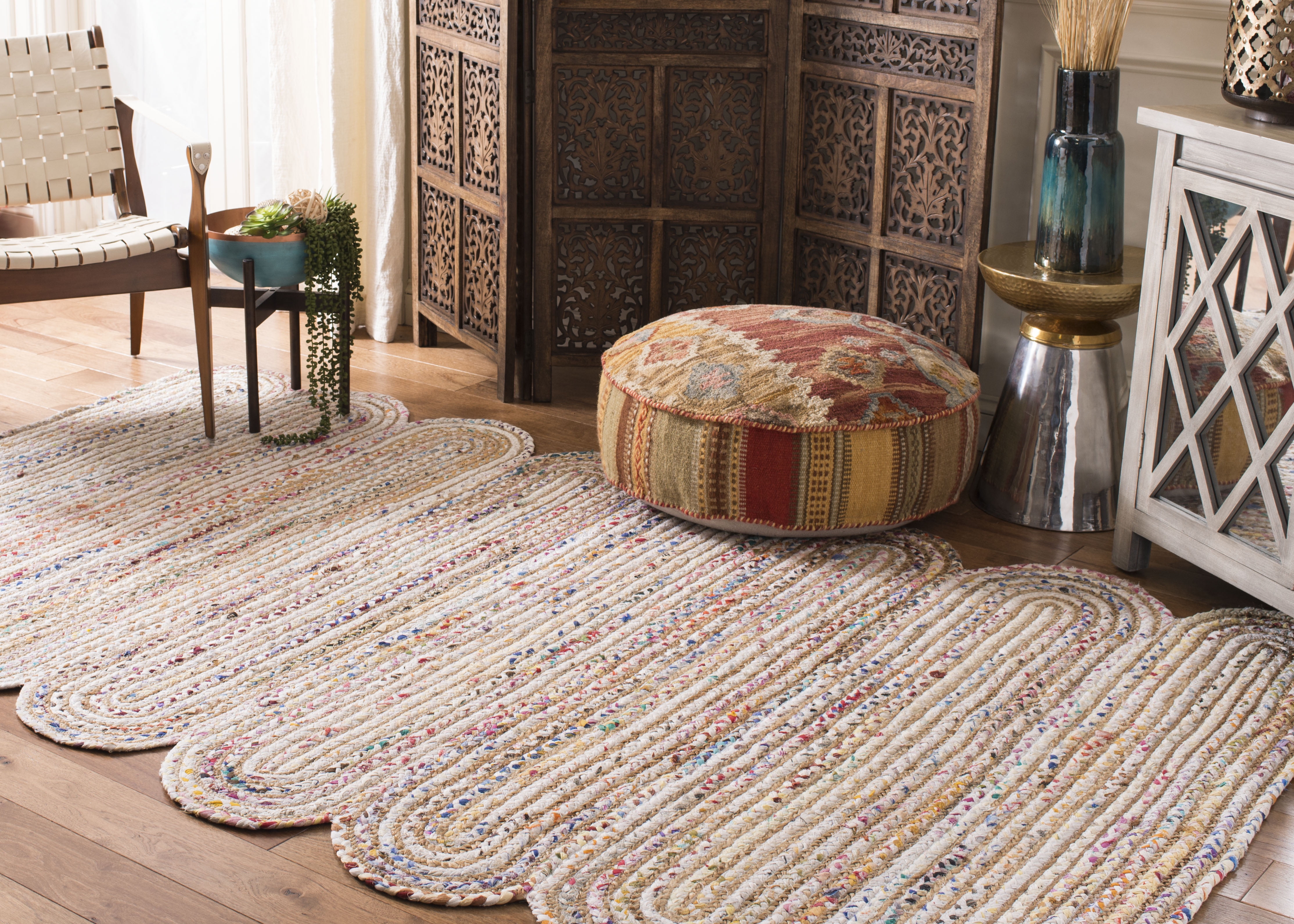 SAFAVIEH Cape Cod Nowell Striped Area Rug, Ivory/Multi, 6' x 6' Square