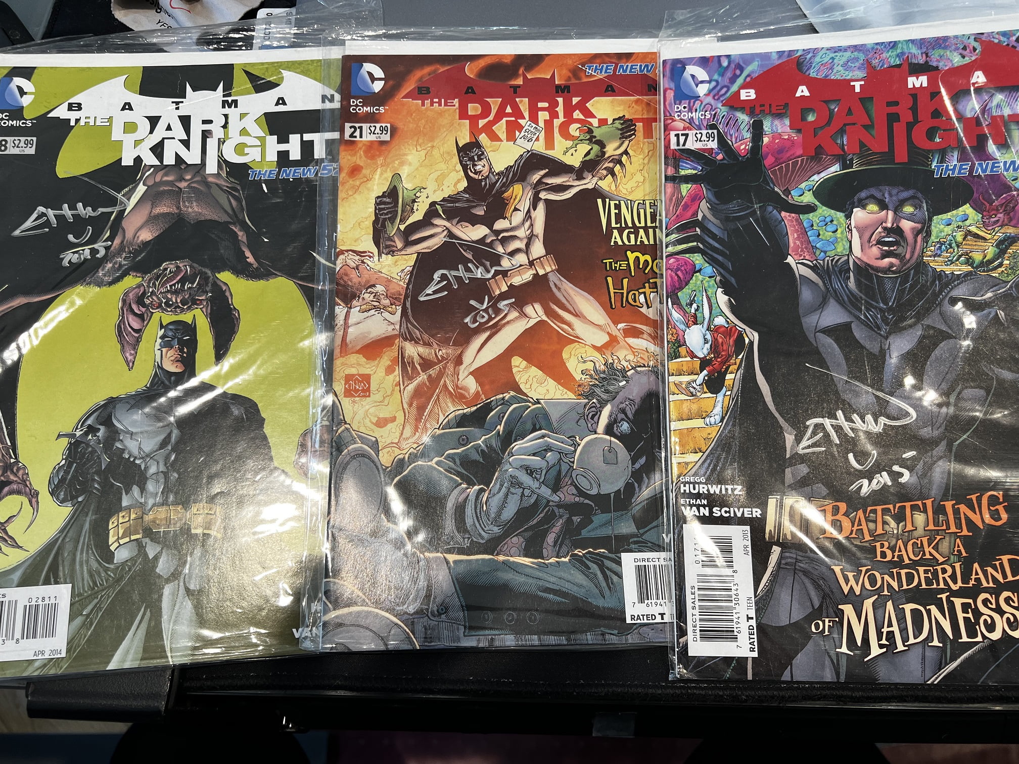 Batman The New 52 Dark Knight #17, #21 #28 Signed Ethan Van Sciver