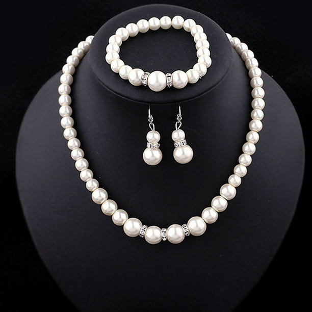Pearl necklace shop set