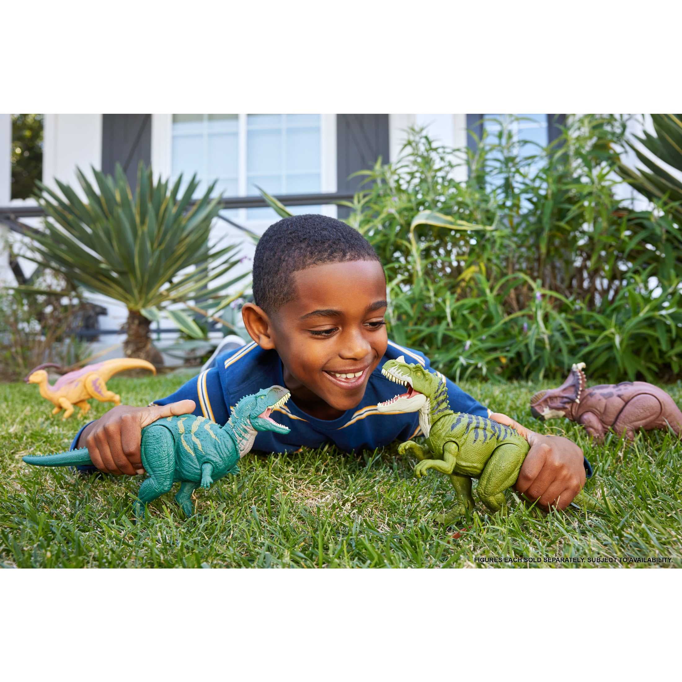 Jurassic World Wild Roar Parasaurolophus Dinosaur Action Figure Toy, Glow Effect Lights & Sounds