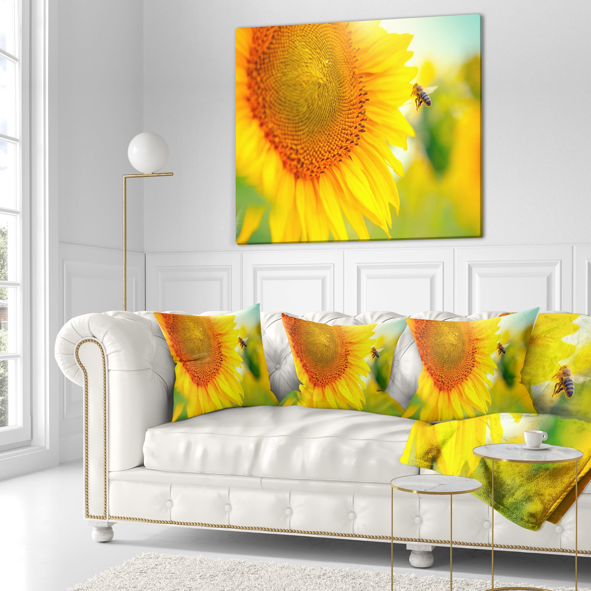 Designart Beautiful Sunflowers Blooming - Animal Throw Pillow - 18x18