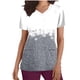 thumbnail image 2 of Puntoco Camiseta de enfermera con bolsillo y manga corta con estampado navideño y cuello en V para mujer, 2 of 5
