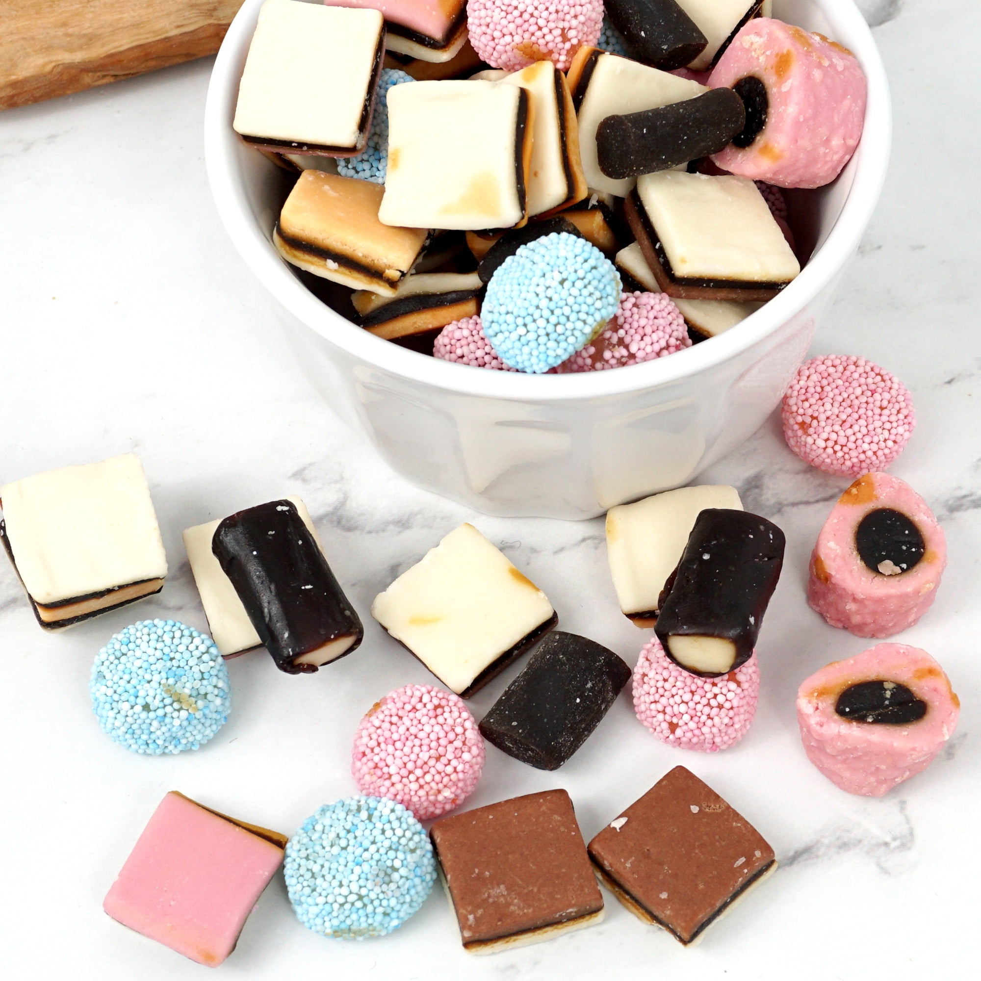 Gustaf's Licorice Allsorts Candy, 2 Pound Bulk Bag, Assorted Flavors, Gourmet English Licorice, Allsorts Licorice Mix, The Hampton Candy Company