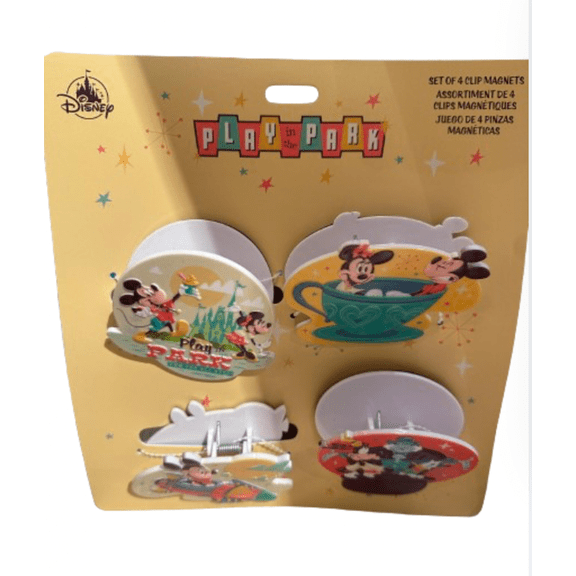 Disney Play in the Park Mickey and Friends Set of 4 Clip Magnets New with Card