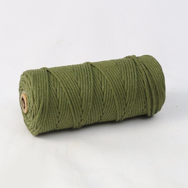 Namzi Cordón de macramé de 2 mm x 110 yardas, cuerda de algodón suave para macramé, suministros para manualidades, hilo de macramé para colgar plantas o colgar en la pared, color verde militar.