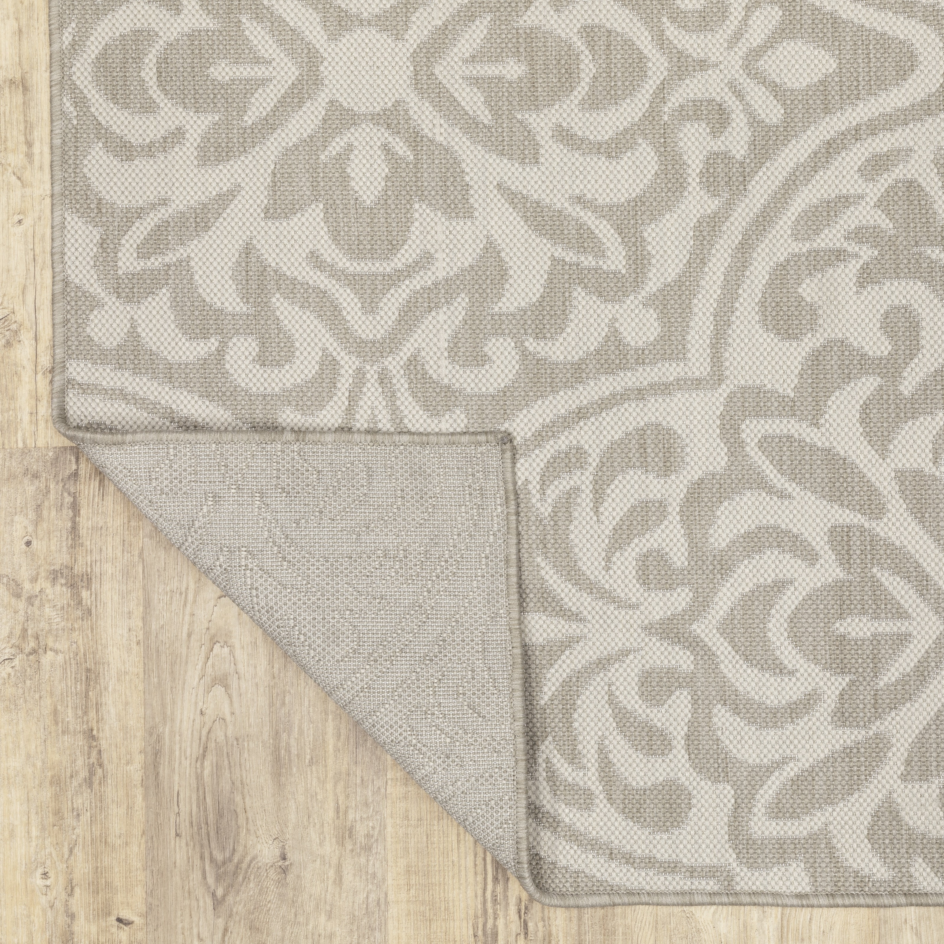 Avalon Home 6' x 9' Gray and Taupe Floral Outdoor Rug