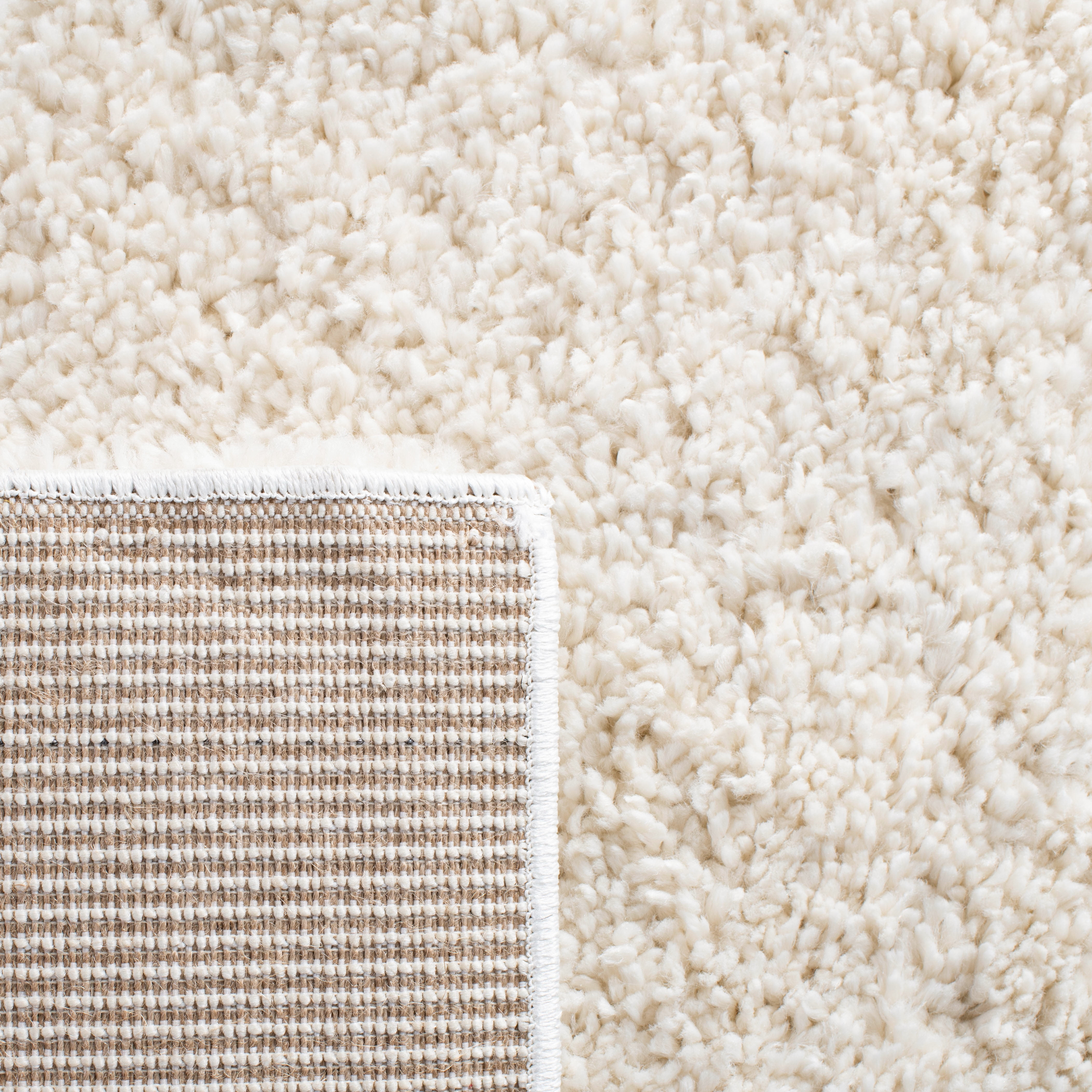 SAFAVIEH August Carlene Solid Plush Shag Runner Rug, Ivory, 2'3" x 6' - Modern Design, Ivory, Non-Shedding & Easy Cleaning, Ultra Plush Thick Pile, Ideal for Living Room, Bedroom, Entryway