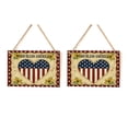 thumbnail image 1 of Paquete de 2 placas rectangulares del 4 de julio de América, decoración de diseño de tema artesanal, placas colgantes de pared con patrón de bandera de corazón Inevent HA011989-00, 1 of 2