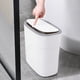 thumbnail image 1 of Cubo de basura con tapa abatible para uso doméstico, ahorra espacio, ideal para cocina, comedor, baño y espacios estrechos, práctico cubo de basura con abrazadera, de plástico., 1 of 6