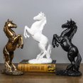 thumbnail image 4 of Estatua de resina de caballo de pie para decoración del hogar, escultura de adorno animal, estatua de resina de caballo trenzado con significado de éxito - Negro, 4 of 5