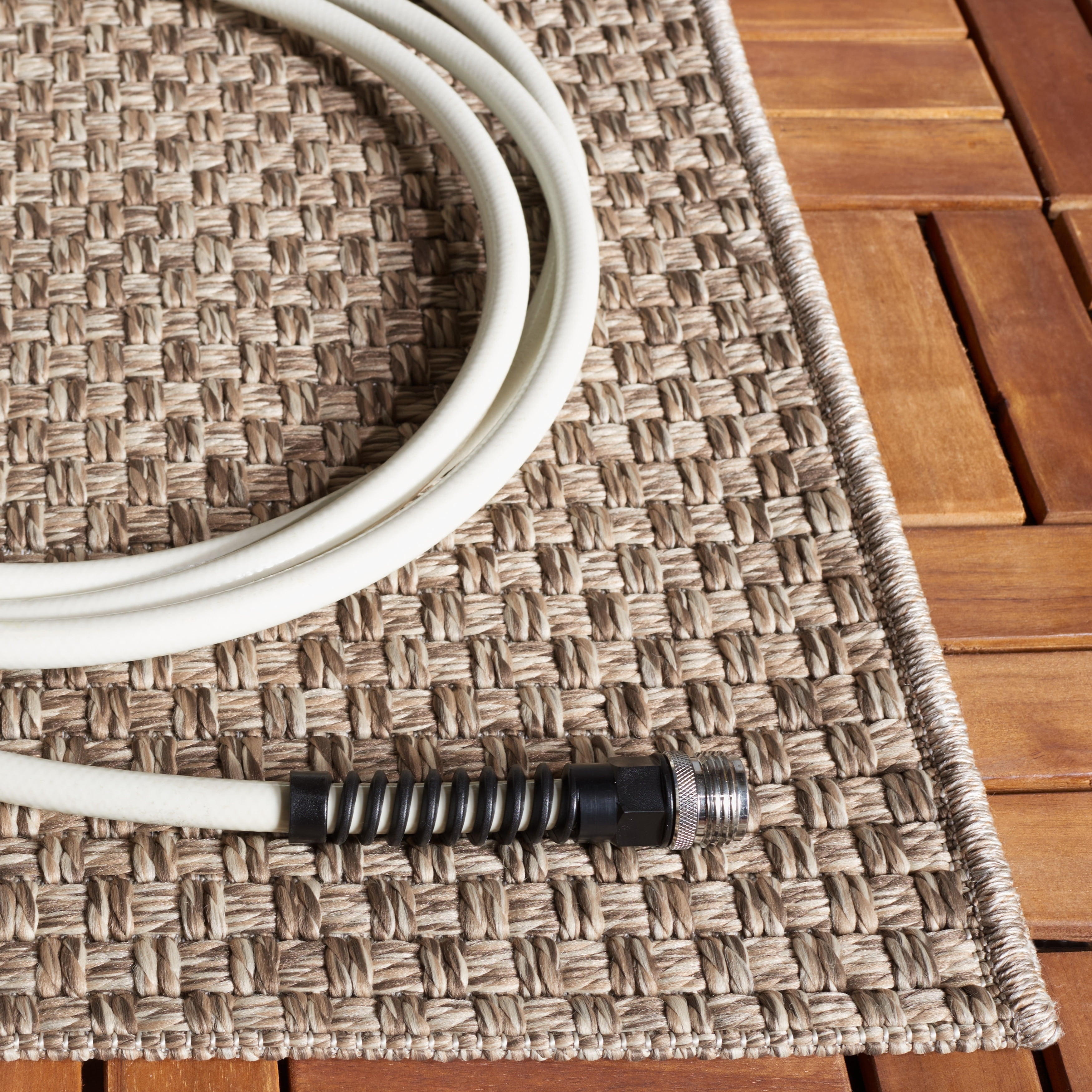 SAFAVIEH Sisal All-Weather Delroy Solid Indoor/Outdoor Area Rug, Brown, 4' x 6'