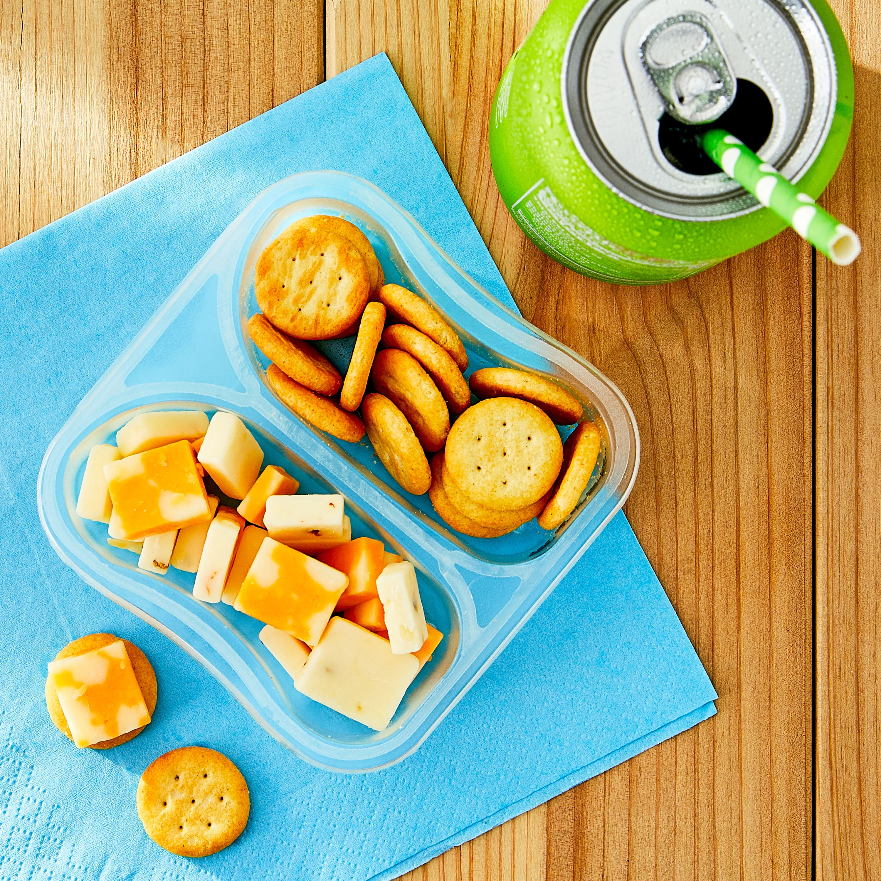 Great Value Craveable Combos Pepper Jack & Colby Jack Cheeses with Crackers, 1.5 oz, 3 Count