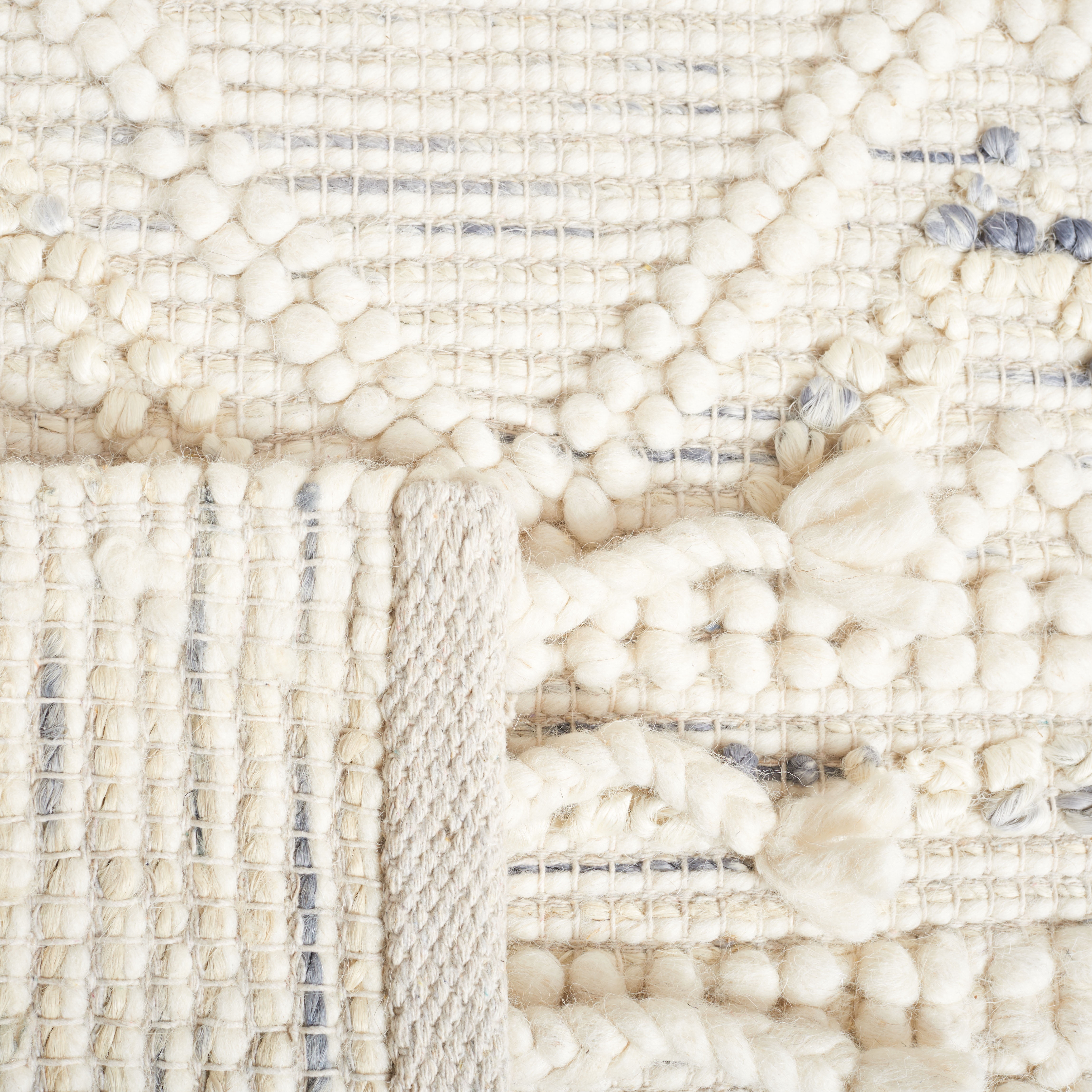 SAFAVIEH Natura Chloe Southwestern Area Rug, Ivory/Grey, 6' x 6' Square