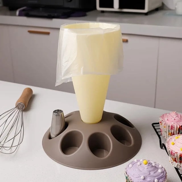 Piping Bag Holder with 8 Nozzle Slots, Plastic Tool Organizer for Cake Decorating, Easy Clean Storage for Baking