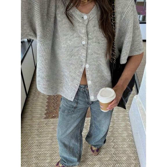 Women's Short Sleeve Knit Cardigan Top, Round Neck Button Front Sweater Shirt, Casual Cropped Layering Blouse for Streetwear, Office and Daily Wear
