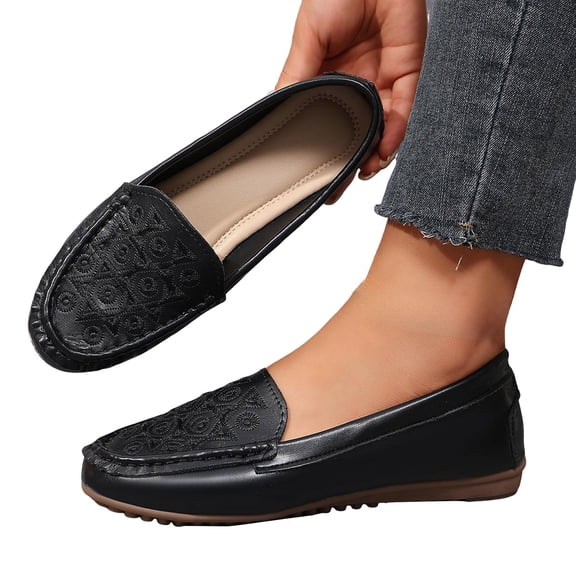 HEWUQI Women's Penny Loafers Lightweight Hollow out Leather Slip on Cute Business Casual Dress Boat Shoes Work Walking Driving Flats Black Size 6