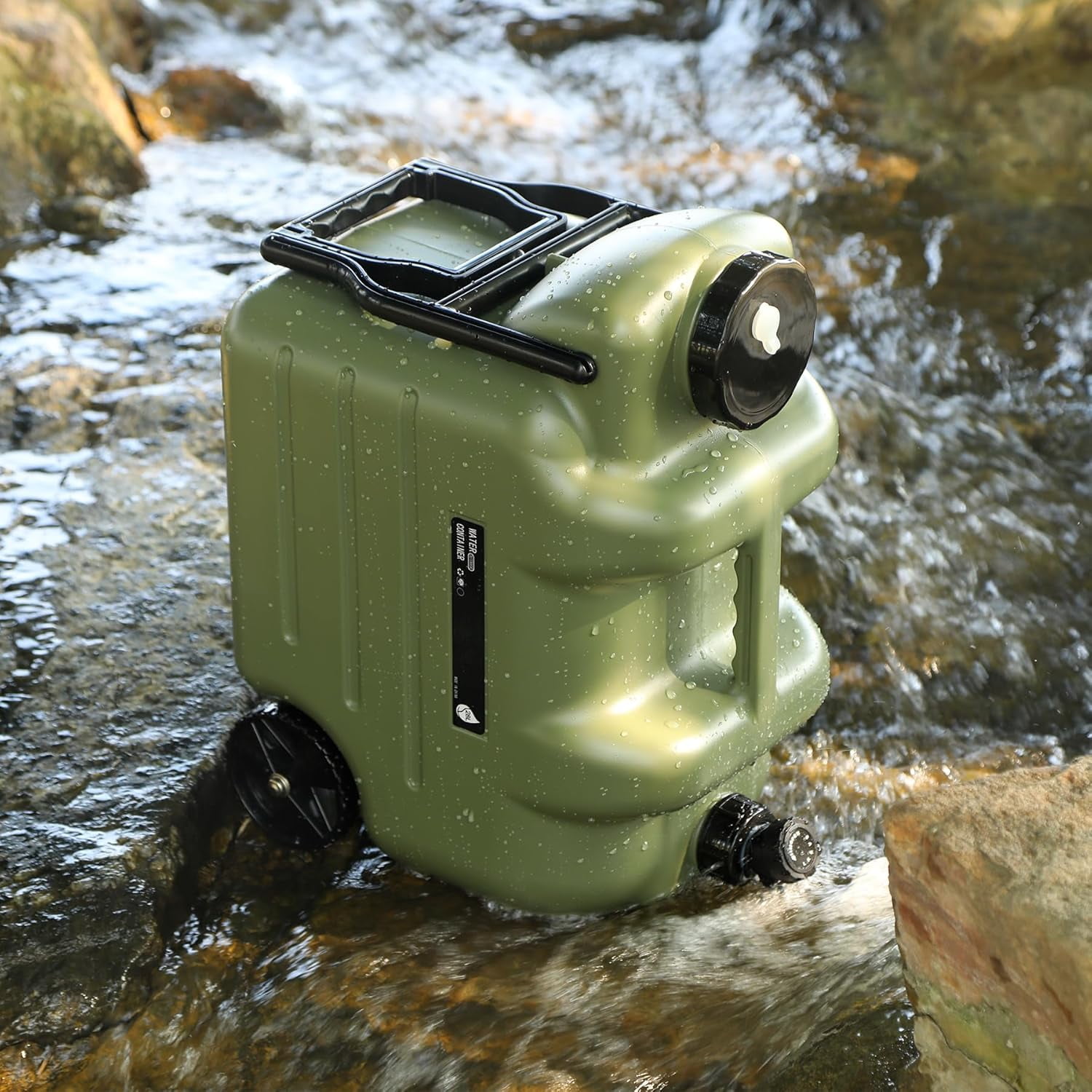 REDCAMP 7.4 Gallon Water Container with Wheels & Folding Handle, Portable Emergency Water Storage Tank with Spigot, BPA Free Water Jug for Camping Outdoor Hiking (28L, Green)